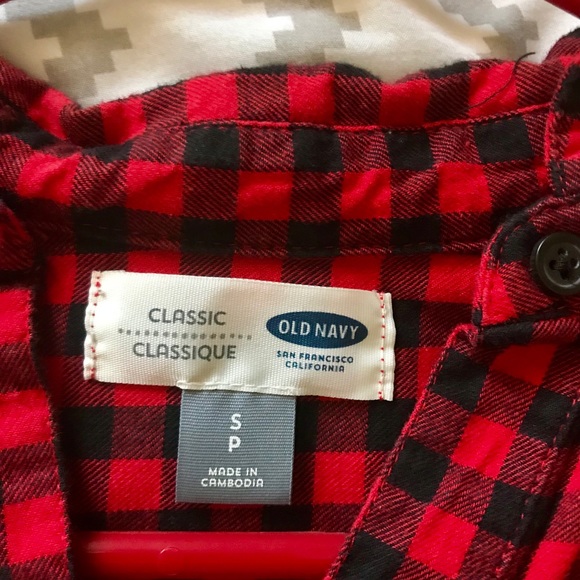 Old Navy red and black flannel - Picture 4 of 4